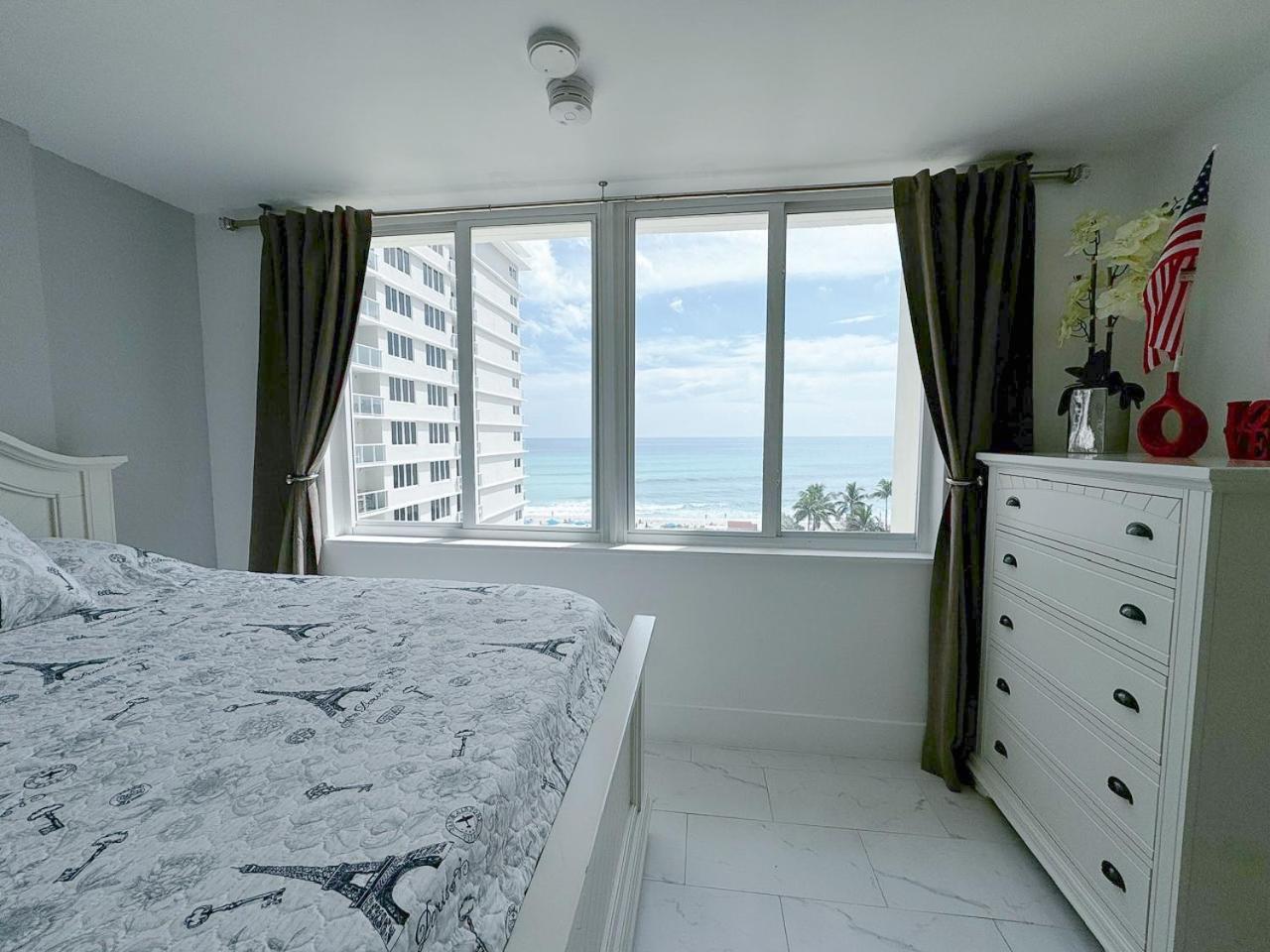 Beachfront Studio Pool, Resort & Ocean View Sunny Isles Beach Exterior foto